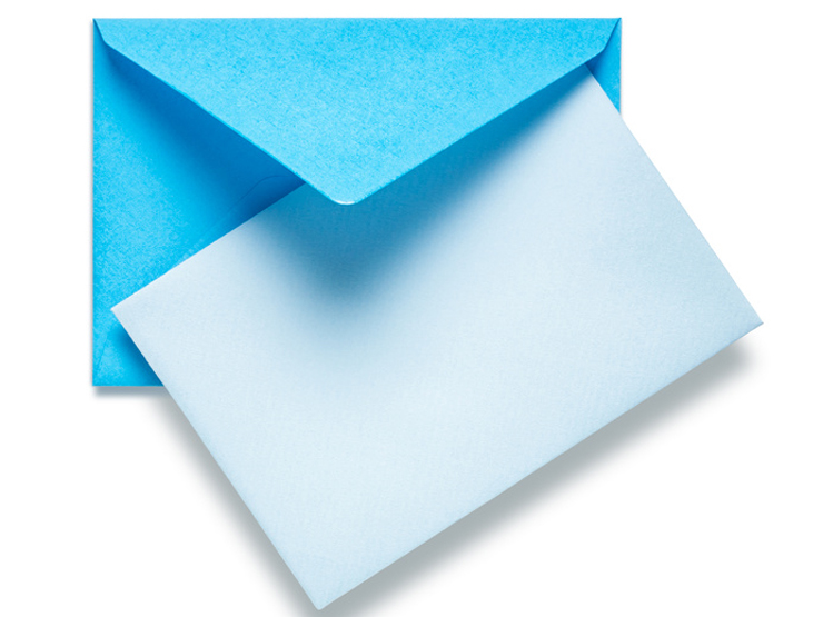 Kuvertieren mit schönen Kuverts macht dem Empfänger Freude. (Bild: © Irina Fischer - fotolia.com) 